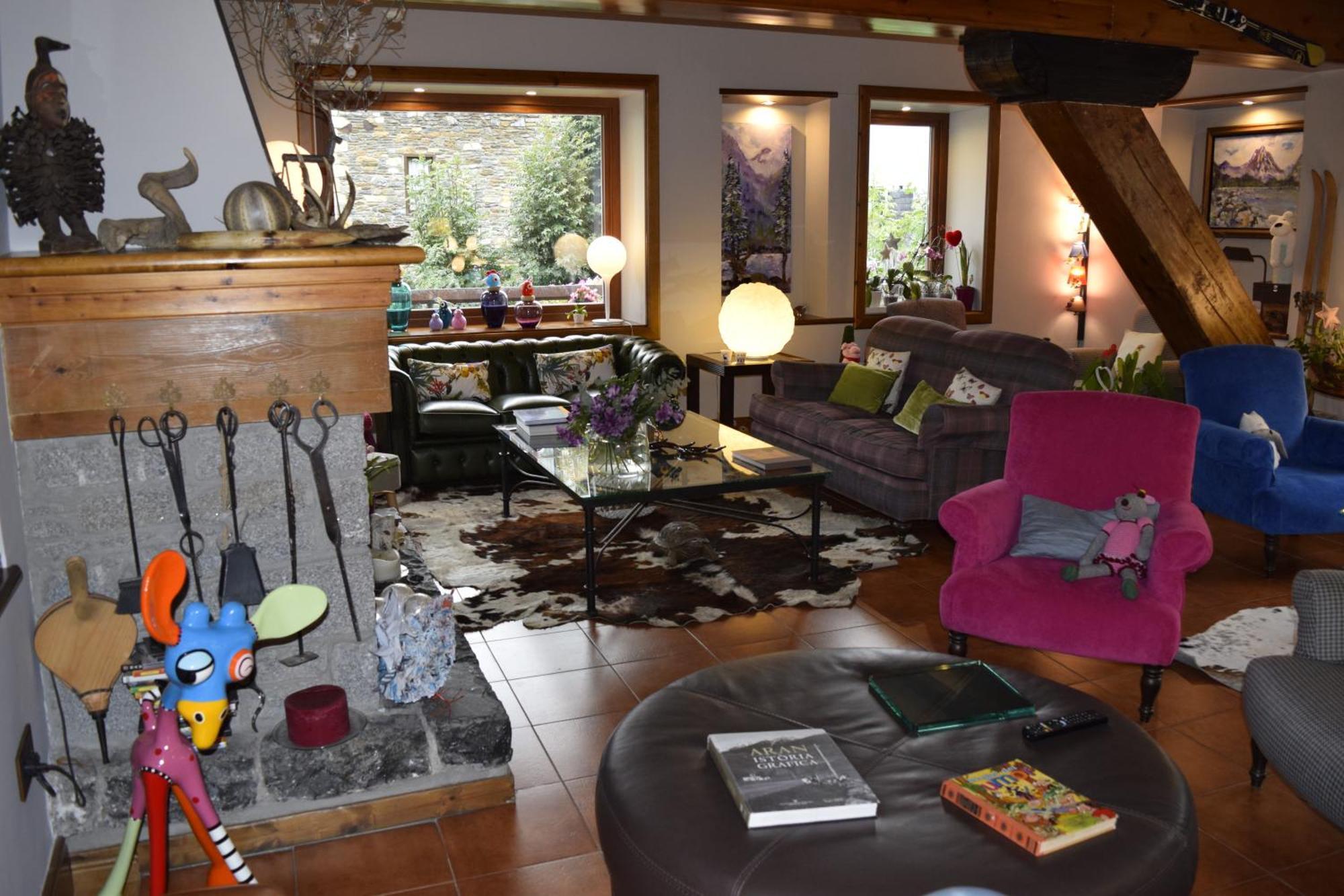 Mauberme Mountain Boutique Hotel Salardú Exteriör bild